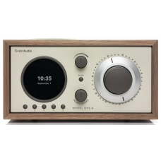 Радиоприемник с часами TIVOLI AUDIO Tivoli Model One+ орех